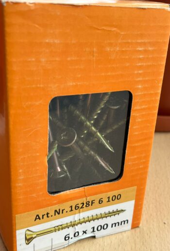 Skrūves kokam ar Kateri -tx30 dz 6.0x100