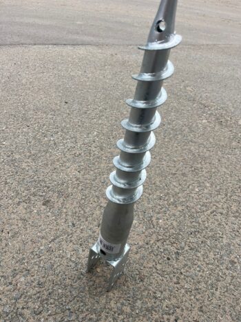 Skrūvpālis U-veida 70x685x2mm HDG